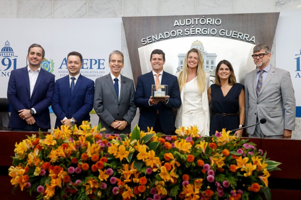 Diretor-presidente da Aena Brasil recebe título de Cidadão&nbsp;Pernambucano